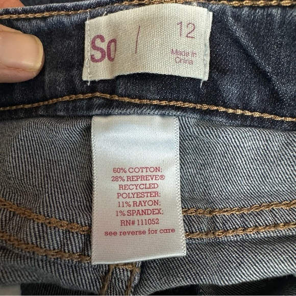 So Girl’s Distressed Dark Wash Snap Fly Skinny Jeans - Picture 8 of 9